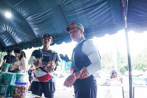 BIB: 
                            <button type="button" onclick="openModal(28159461)" class="btn btn-primary btn-sm float-right btn-popup" data-toggle="modal" data-target=".modal-high-quality">
                        <i class="fas fa-shopping-cart"></i> Add to Cart
                    </button>
                                            <button type="button" onclick="isThisMe(28159461, true)" class="btn btn-success btn-sm float-right btn-popup btn-isme hidden" data-toggle="tooltip" data-placement="bottom" title="นี่คือรูปของคุณใช่ไหม คลิกที่นี่เพื่อเอาเข้าอัลบั้ม">
                        <i class="fas fa-plus"></i> Add to album
                    </button>
                    <button type="button" onclick="isThisMe(28159461, false)" class="btn btn-warning btn-sm float-right btn-popup btn-isnotme hidden">
                        <i class="fas fa-ban"></i> Remove from album
                    </button>